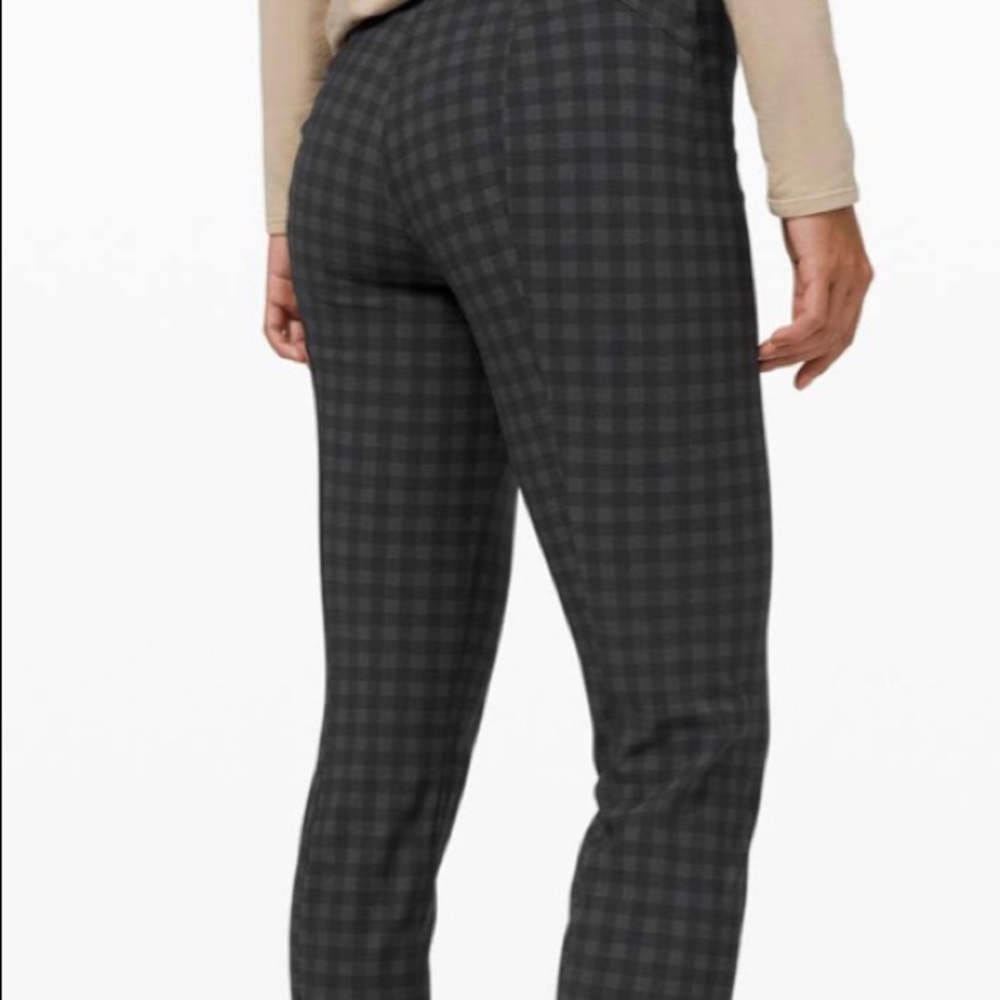 Lululemon NWT Here to there HR pant 7/8 size 4